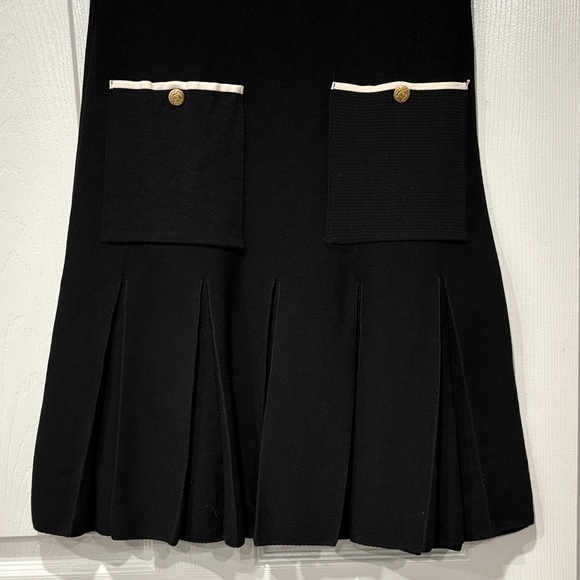 Zara Black Dress with Cream Details - Picture 2 of 4